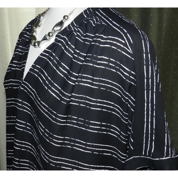 Worthington size XL semi sheer skip striped blouse roomy black / white - Picture 4 of 7